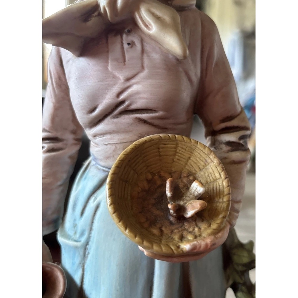 Vintage Home Interior Figurine Woman And Goose Cottagecore Granny Core Farm Hous - Picture 4 of 9